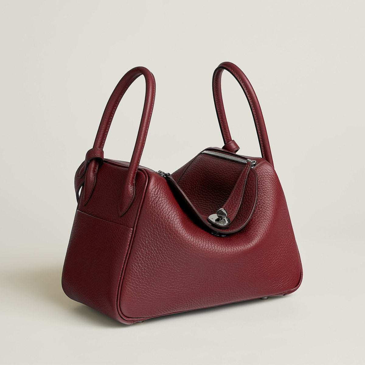 Hermes Lindy 26 Bag Burgundy