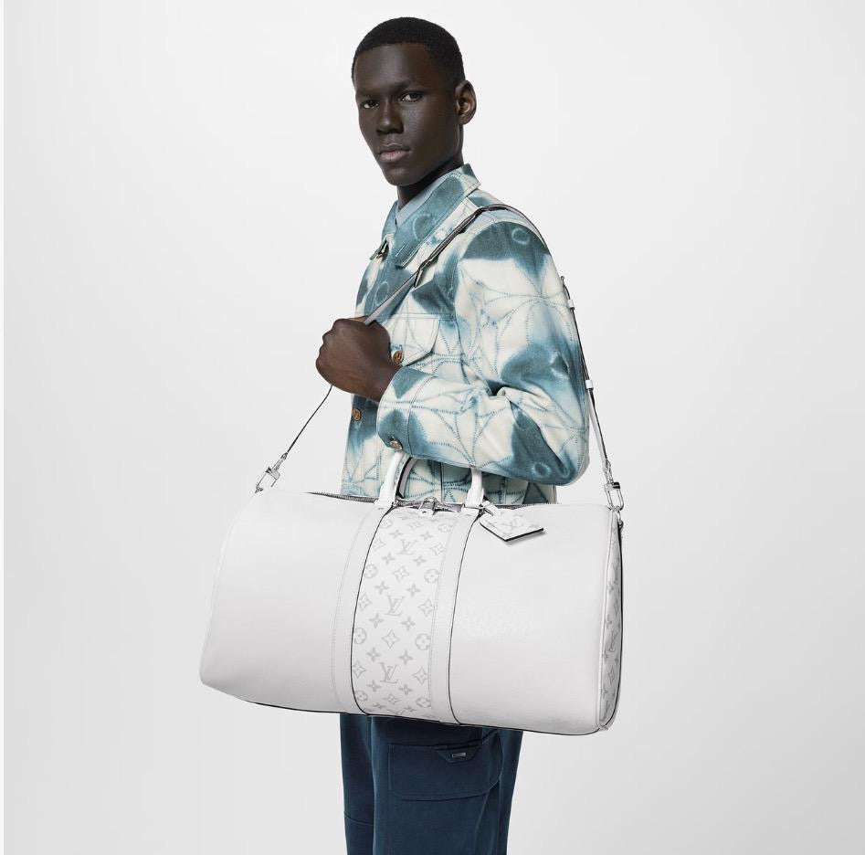 Louis Vuitton Keepall Bandoulière Travel Bag – White