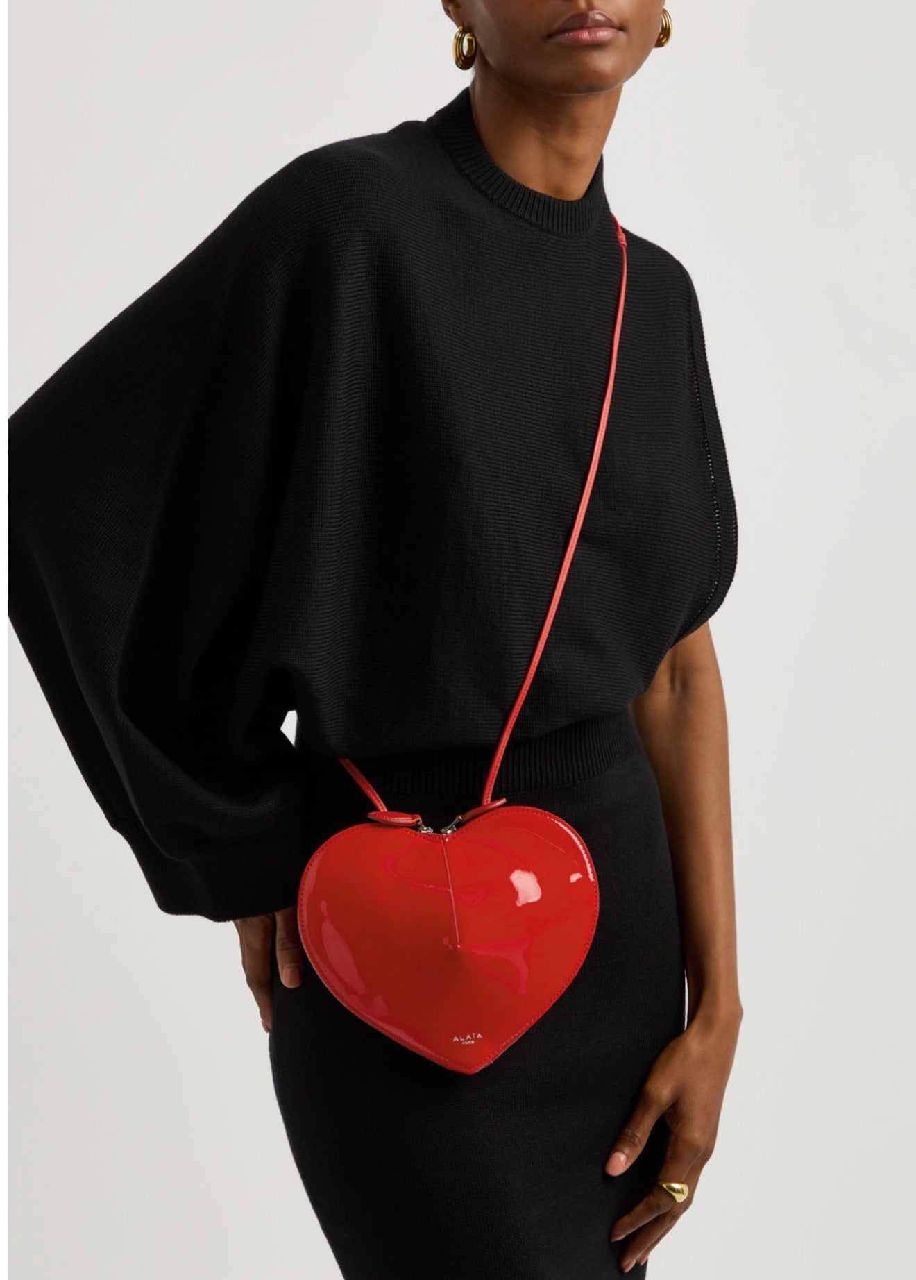 ALAIA LE CŒUR BAG IN PATENT LEATHER - RED