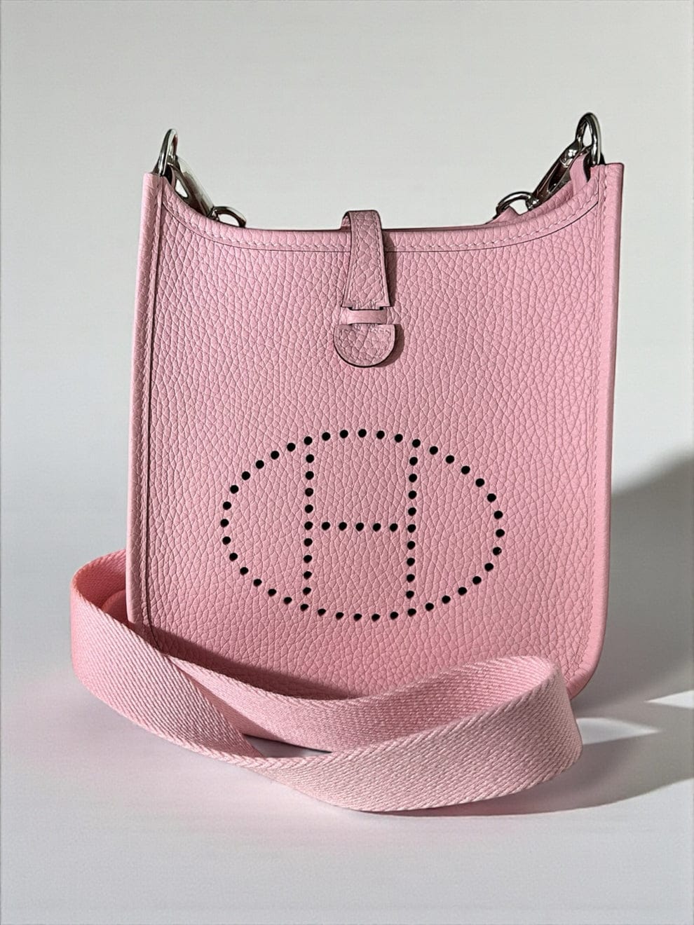 HERMES Mini Evelyne16 Rose Sakura bag