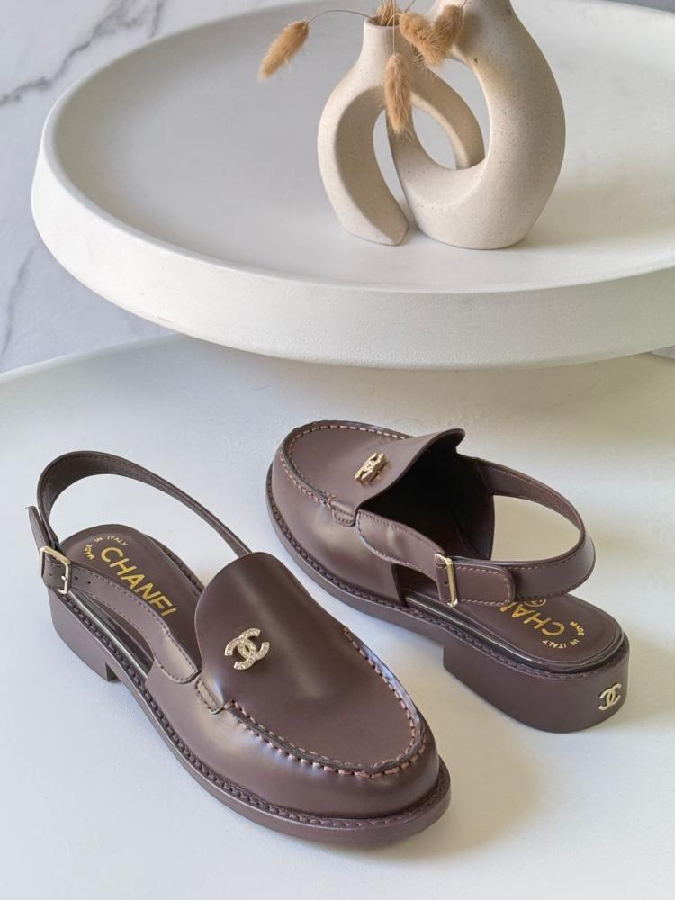 CHANEL women's flat shoes with back strap in brown
