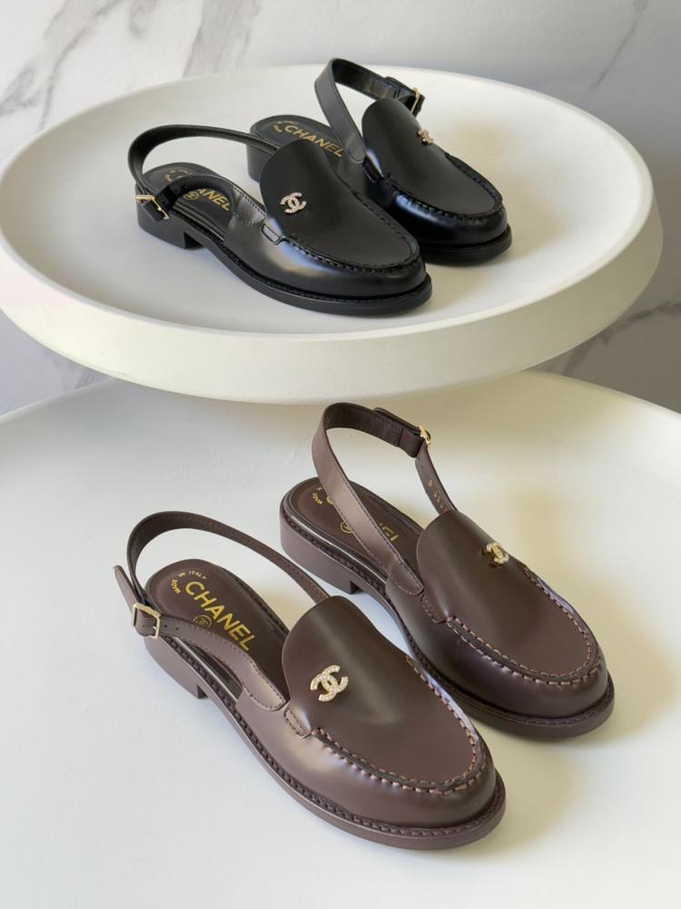 CHANEL women's flat shoes with back strap in brown