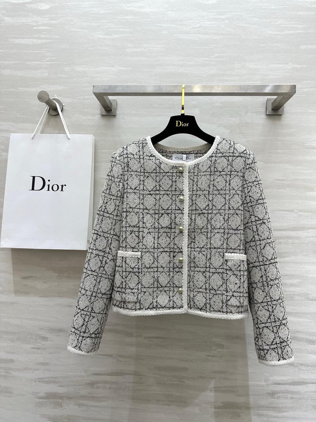 Dior Women’s Macrocannage Cropped Jacket – White
