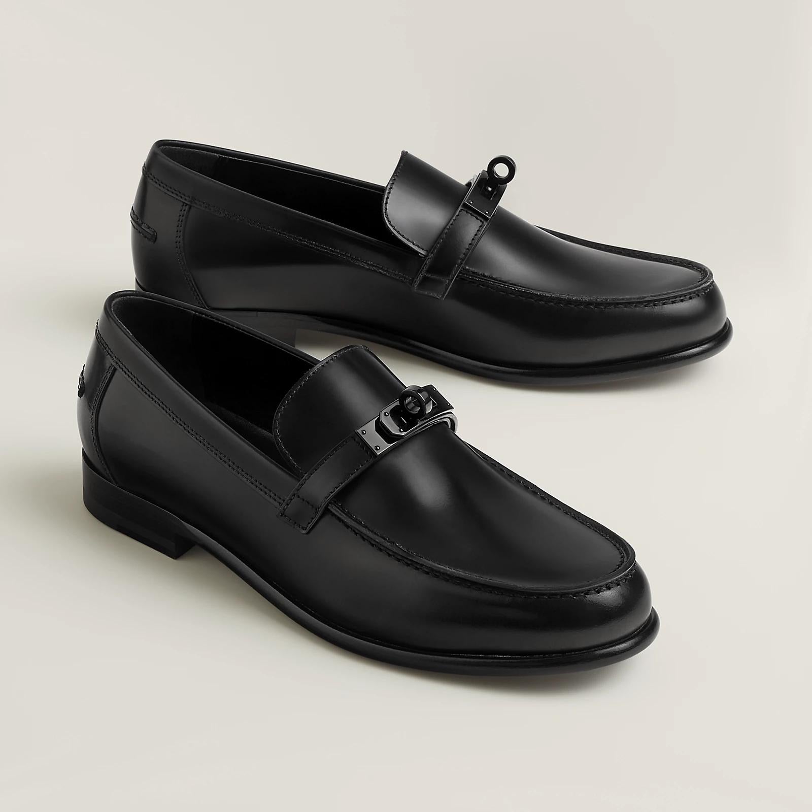 HERMES Women’s Destin Loafer – Full Black | Classic & Elegant Shoes
