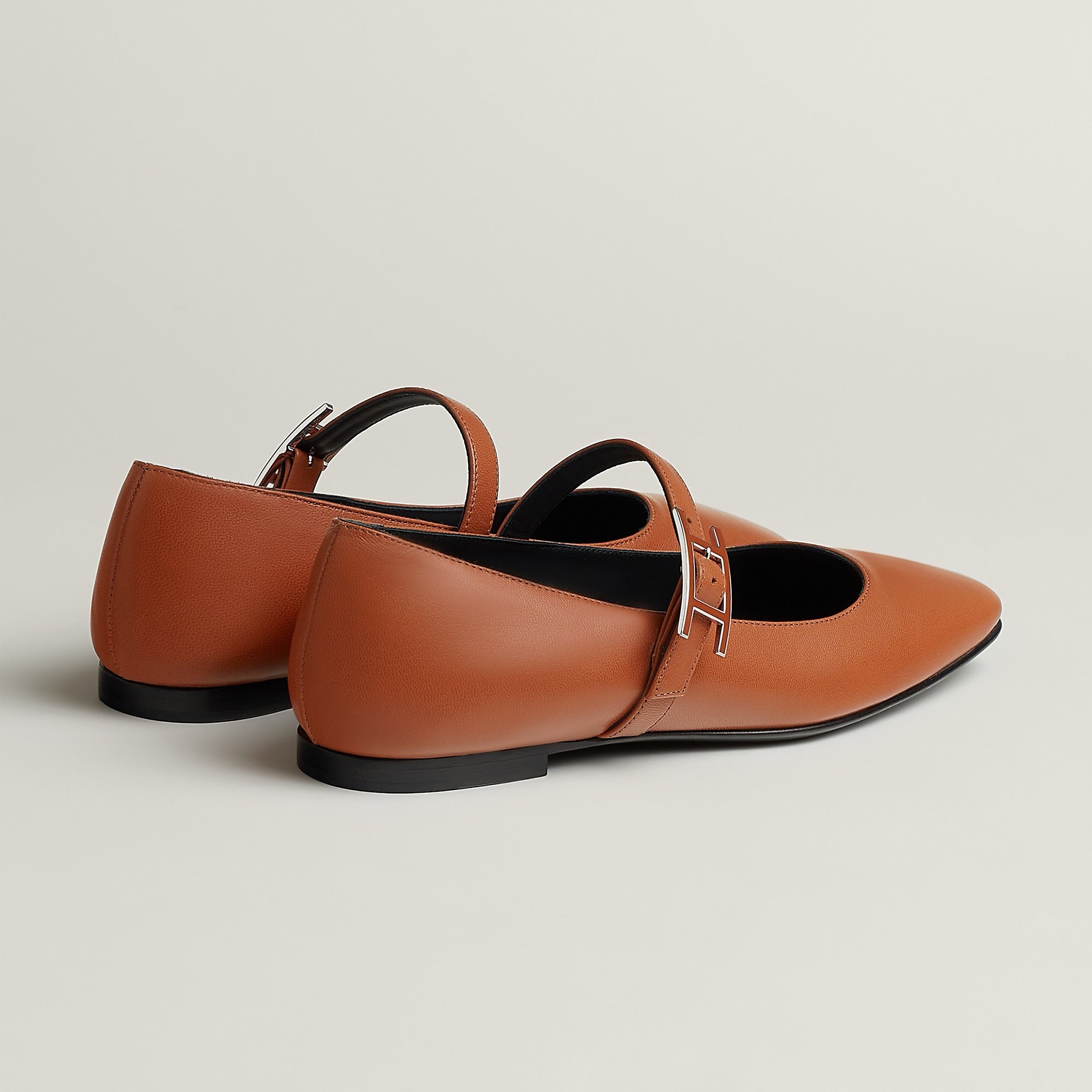 HERMES Women’s Jane Ballet Flats – Brown | Elegant & Everyday Flats