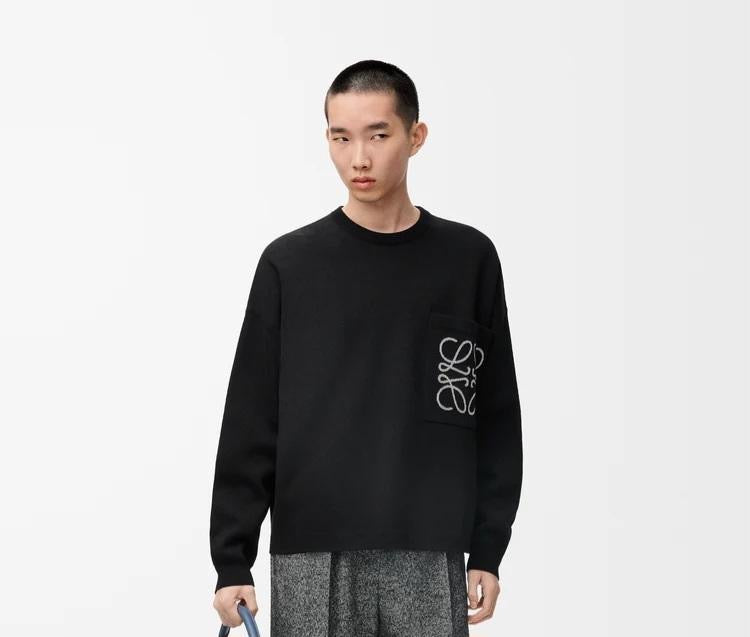 LOEWE Men’s Anagram Pocket Sweater – Black