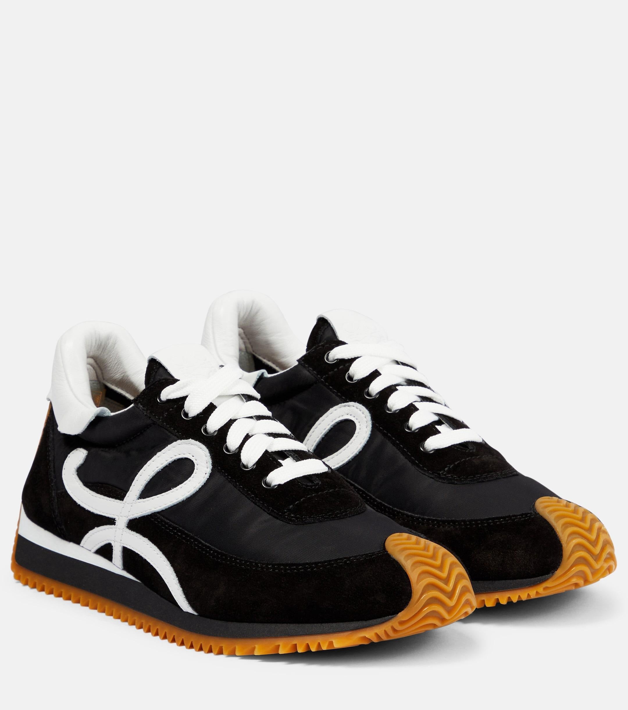 Loewe Flow Runner Sneakers – Black