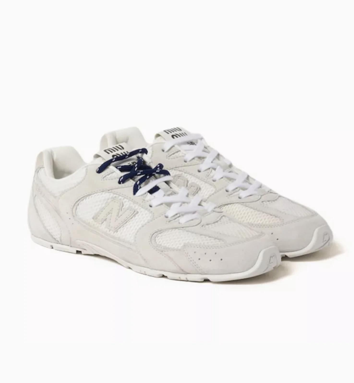 NEW BALANCE x MIU MIU Women’s 530 SL Sneakers – White Luxury Sneakers