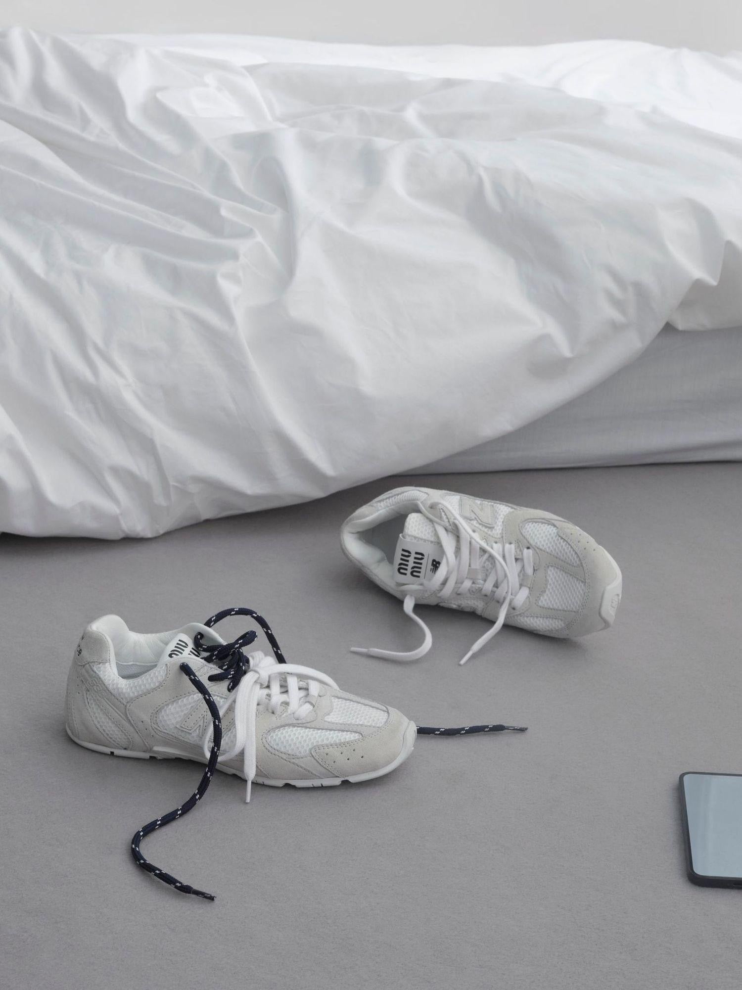 NEW BALANCE x MIU MIU Women’s 530 SL Sneakers – White Luxury Sneakers