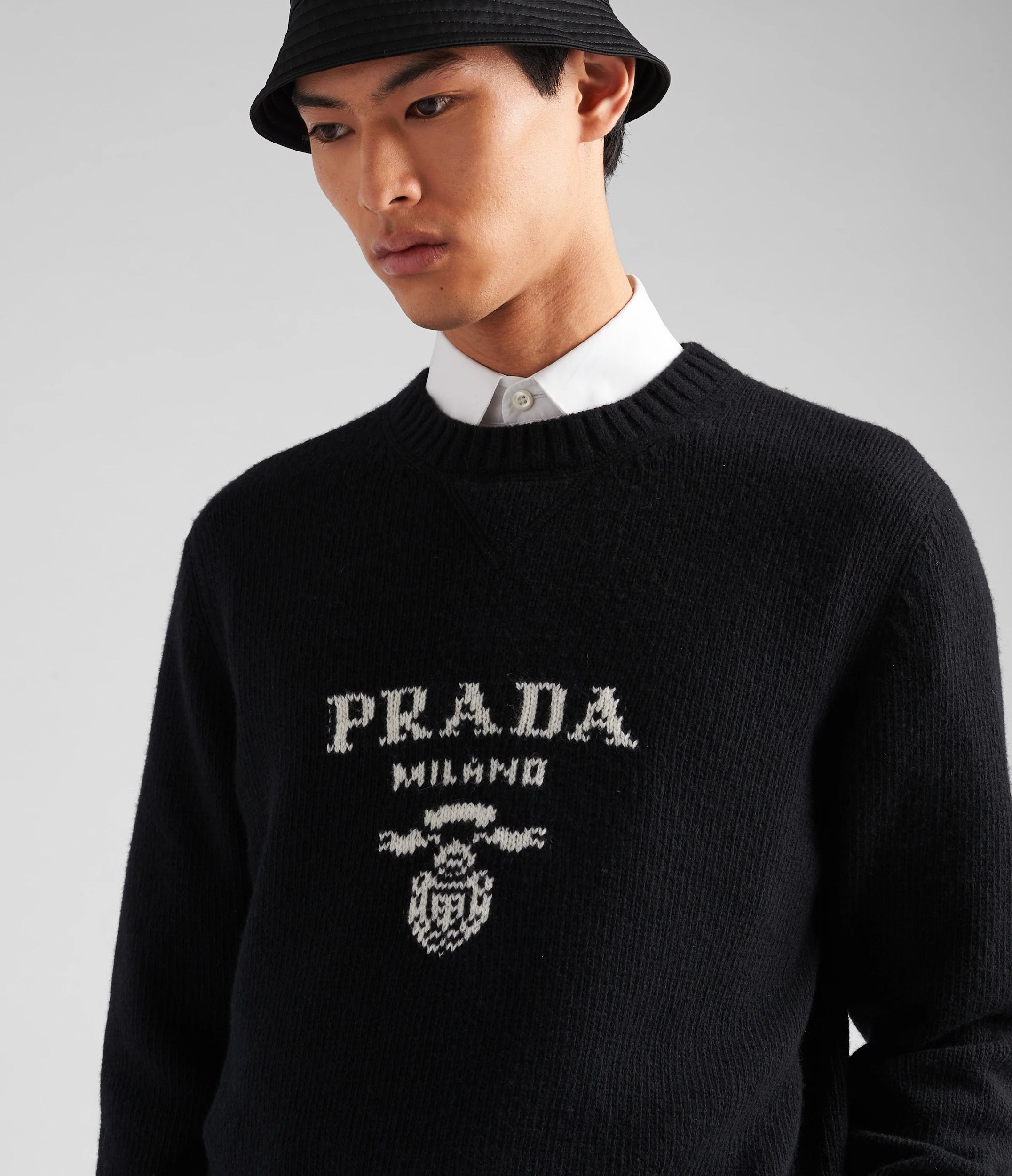 Prada Men’s Wool & Cashmere Crew Neck Sweater – Black