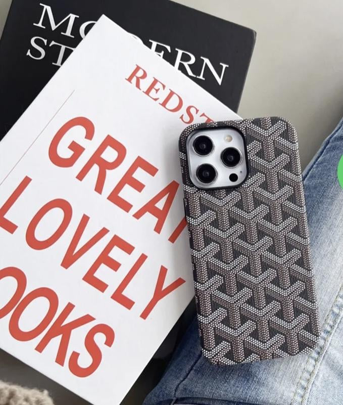 Goyard Chevron Pattern Black Phone Case – Unisex