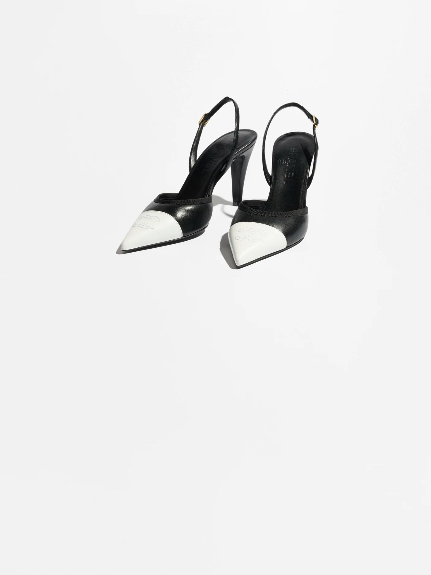 CHANEL Slingback black & white