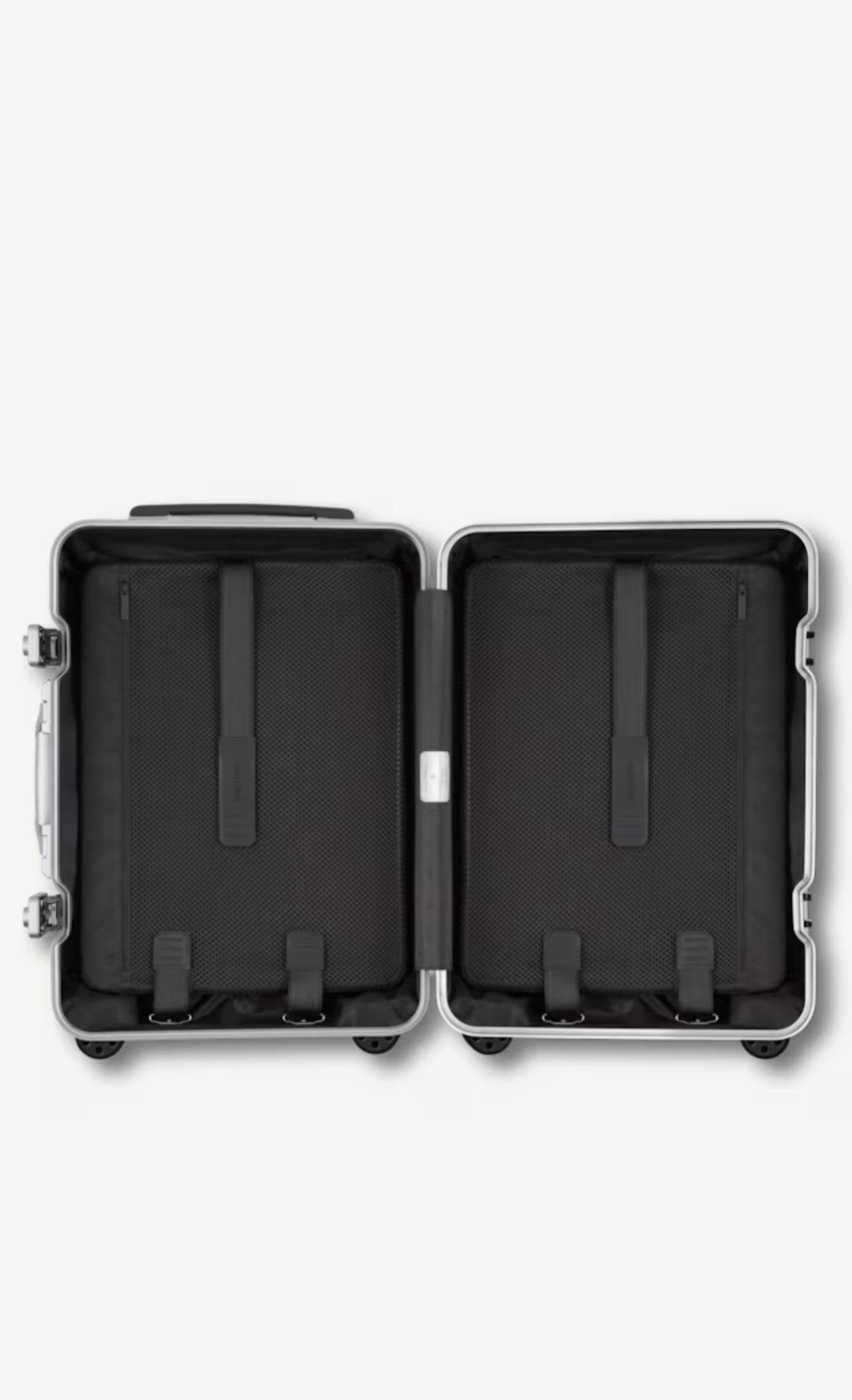 RIMOWA Hybrid Cabin Travel Bag – Matte Black