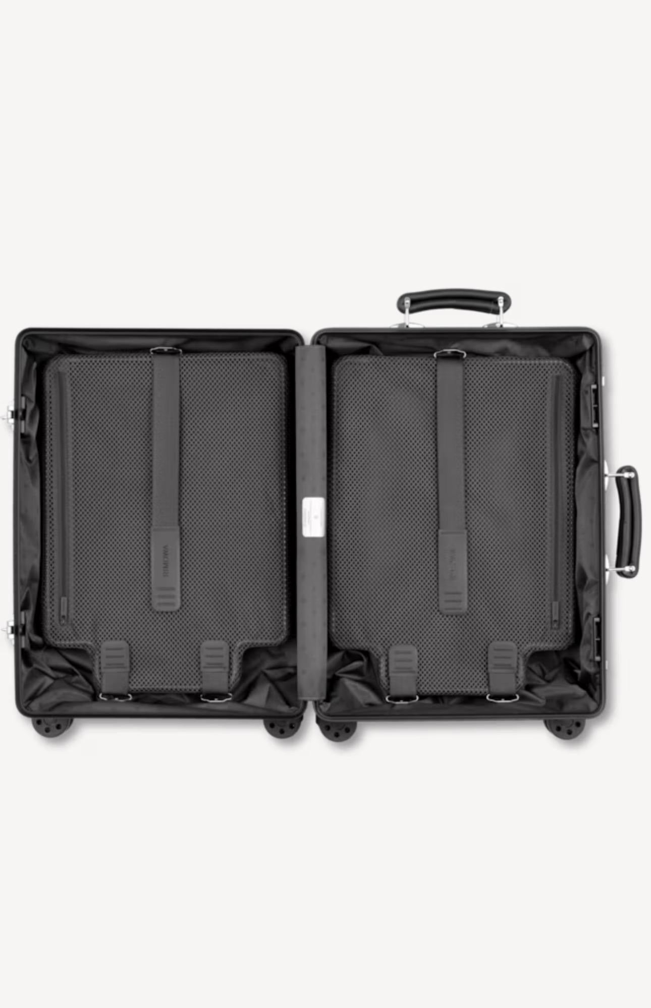 RIMOWA Classic Cabin Travel Bag – Black